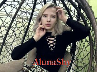 AlunaShy