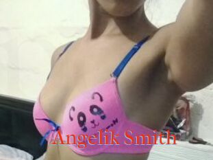 Angelik_Smith