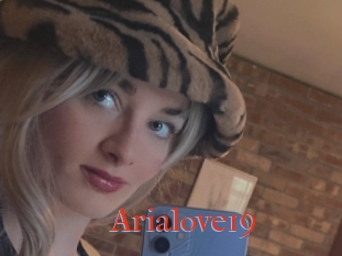 Arialove19