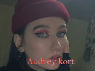 Audrey_kort