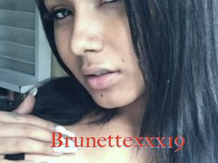 Brunettexxx19