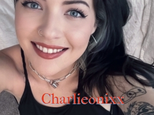 Charlieonixx