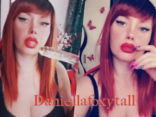 Daniellafoxytall