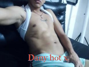 Dany_hot_x