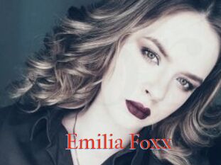 Emilia_Foxx