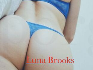 Luna_Brooks