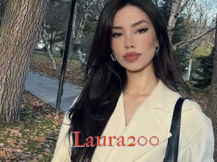 Laura200