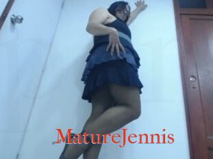 MatureJennis