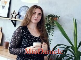 MiaDanielc