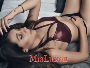 MiaLuxon