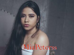 MiaPeterss