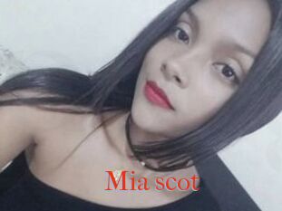 Mia_scot