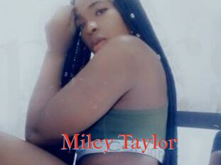 Miley_Taylor