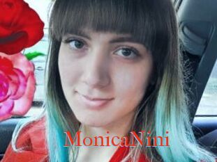 MonicaNini