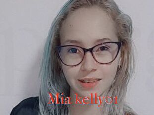 Mia_kelly01