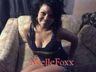 Noelle_Foxx