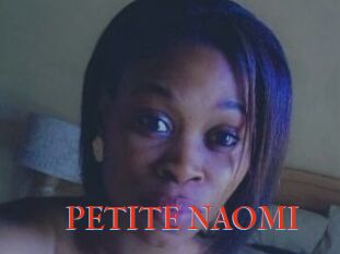 PETITE_NAOMI