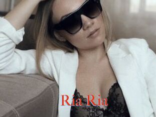Ria_Ria