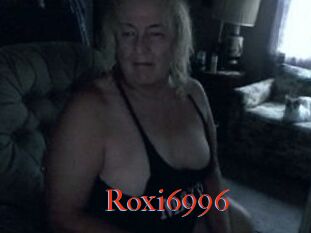 Roxi6996