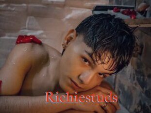 Richiestuds