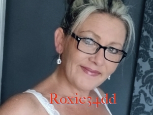 Roxie34dd