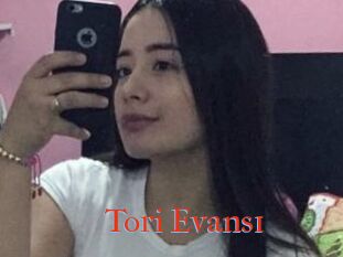 Tori_Evans1