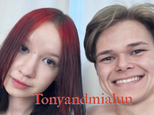 Tonyandmialun