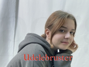 Udelebruster