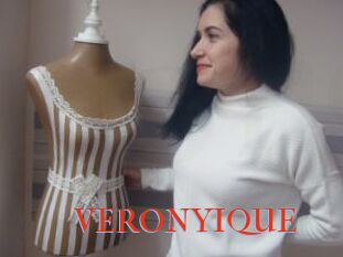 VERONYIQUE